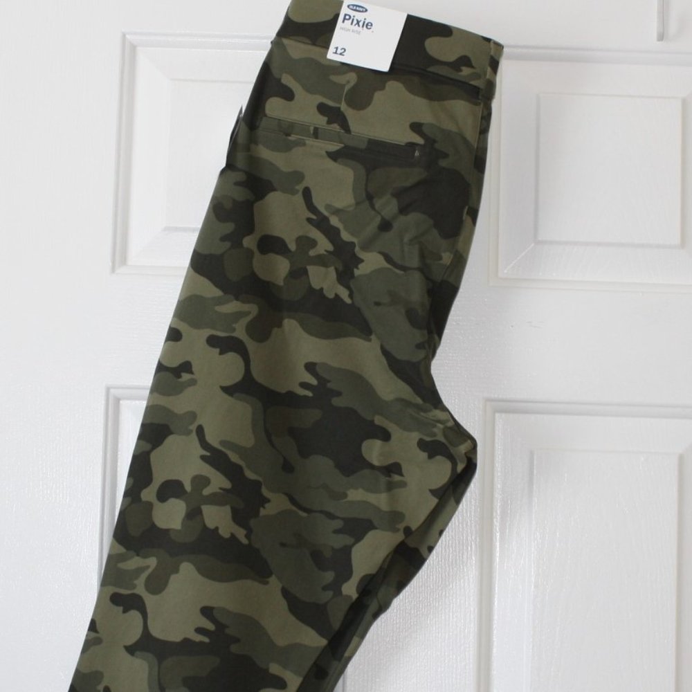 New with Tags Old Navy Pixie pants